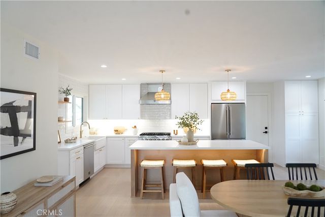 6862 Breeland Drive, Huntington Beach, CA 92647