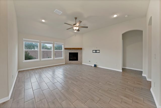 3844 Hawsbrook Lane, Fort Worth, TX 76137