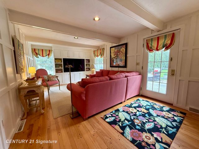 321 Somerset Road, Saginaw Twp, MI 48638
