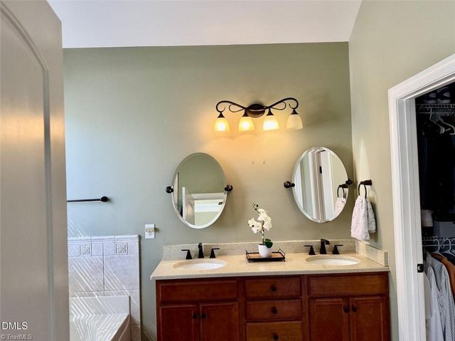3004 Walbrook Terrace, Browns Summit, NC 27214