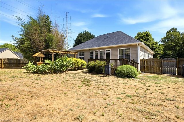 3004 Walbrook Terrace, Browns Summit, NC 27214