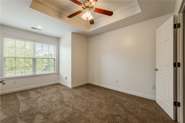 3901 NW Creekstone Boulevard, Bentonville, AR 72712
