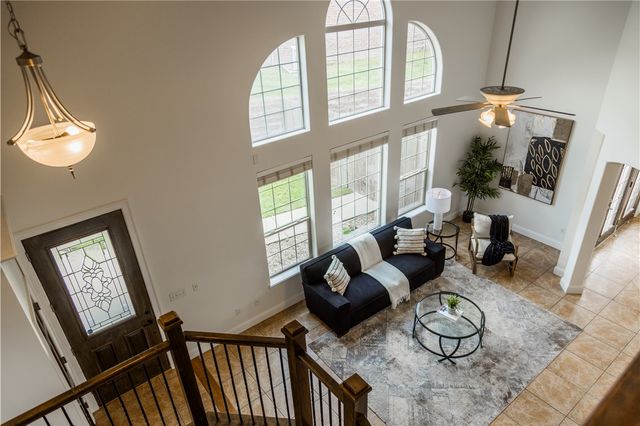 3901 NW Creekstone Boulevard, Bentonville, AR 72712