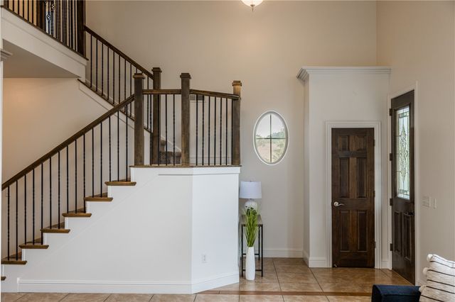 3901 NW Creekstone Boulevard, Bentonville, AR 72712