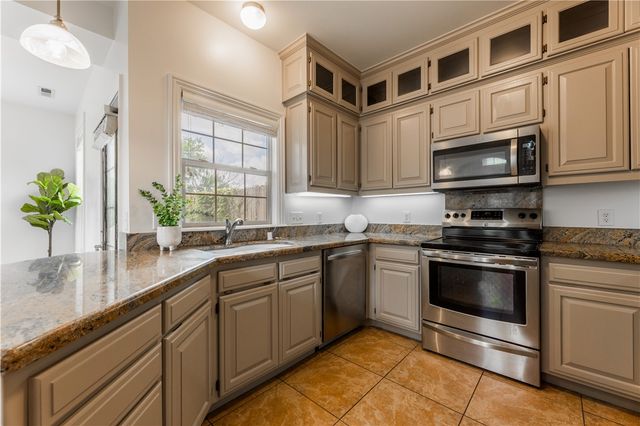 3901 NW Creekstone Boulevard, Bentonville, AR 72712