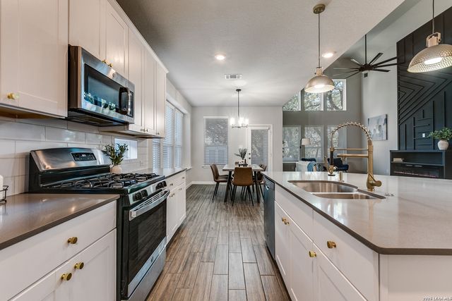 15233 Cheshire, San Antonio, TX 78254