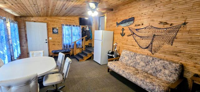 4194 Bostic Road NW, Baudette, MN 56623