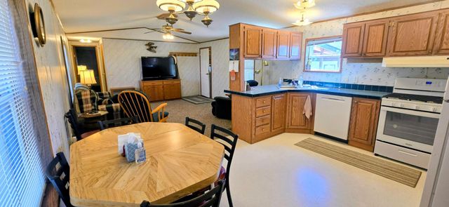 4194 Bostic Road NW, Baudette, MN 56623