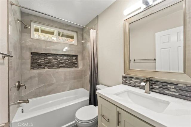 17 Los Abitos, Rancho Santa Margarita, CA 92688