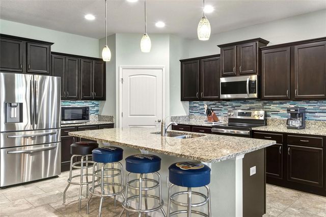 5828 MARSH LANDING DRIVE, Winter Haven, FL 33881