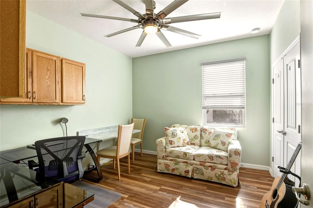 Image 16 of property listing at 5828 MARSH LANDING DRIVE, Winter Haven, FL 33881