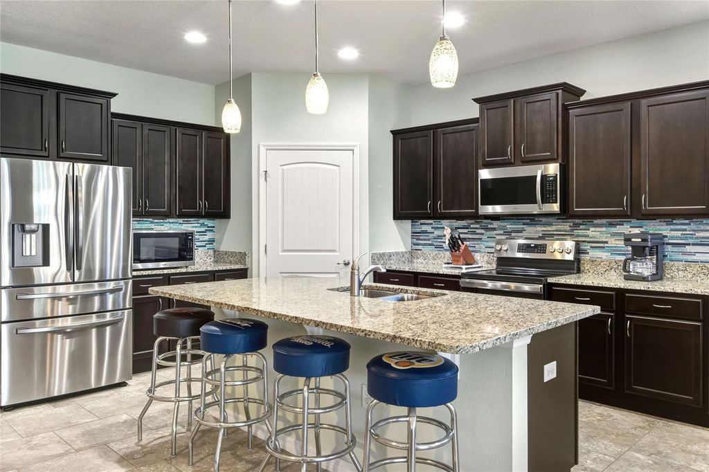 Image 18 of property listing at 5828 MARSH LANDING DRIVE, Winter Haven, FL 33881