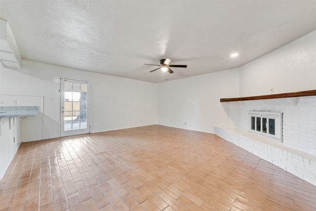 515 Forestwood Drive, Forney, TX 75126