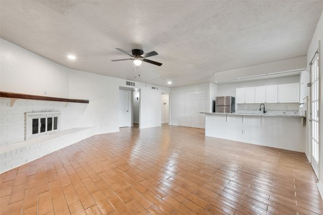 515 Forestwood Drive, Forney, TX 75126