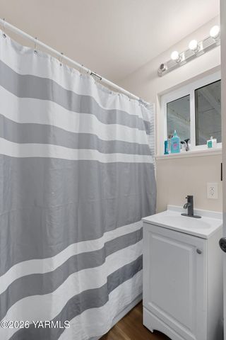 603 Cornell Ave, Yakima, WA 98902