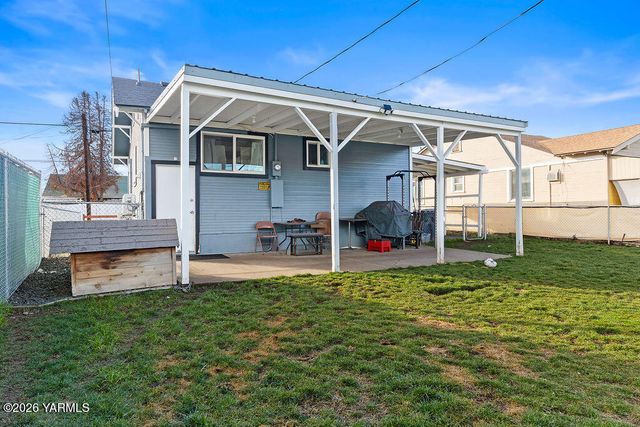 603 Cornell Ave, Yakima, WA 98902