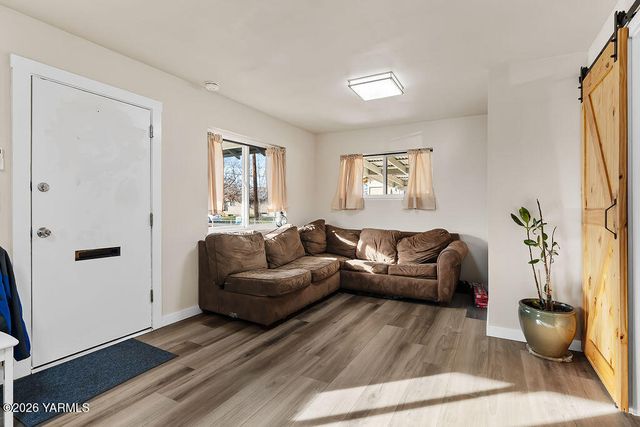 603 Cornell Ave, Yakima, WA 98902