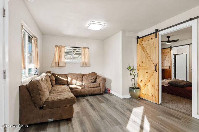 603 Cornell Ave, Yakima, WA 98902