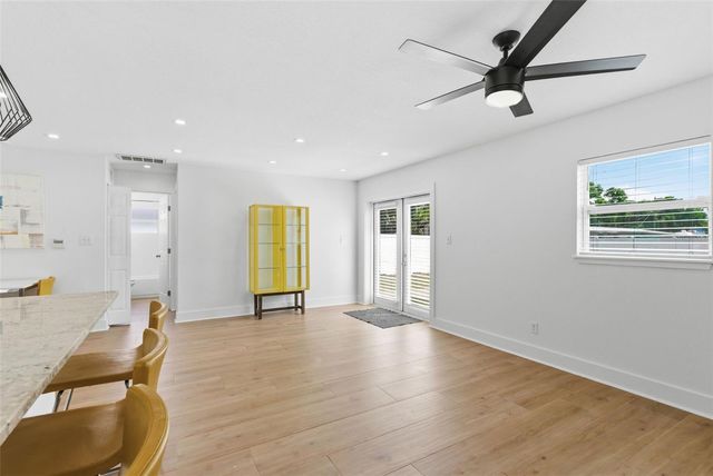 3916 IOWA AVENUE W, Tampa, FL 33616