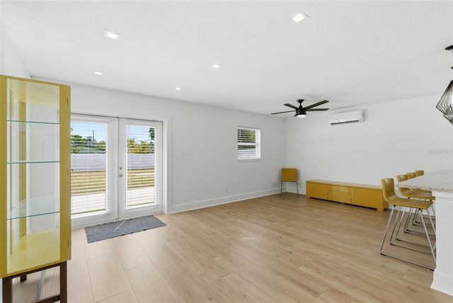 3916 IOWA AVENUE W, Tampa, FL 33616