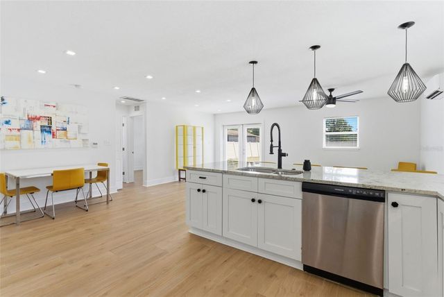 3916 IOWA AVENUE W, Tampa, FL 33616