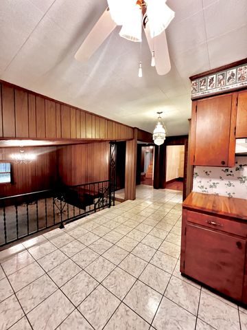 518 2nd Ave, S, Loretto, TN 38469