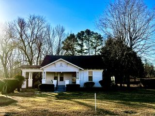 518 2nd Ave, S, Loretto, TN 38469