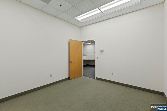15 Union Avenue, East Rutherford, NJ 07073