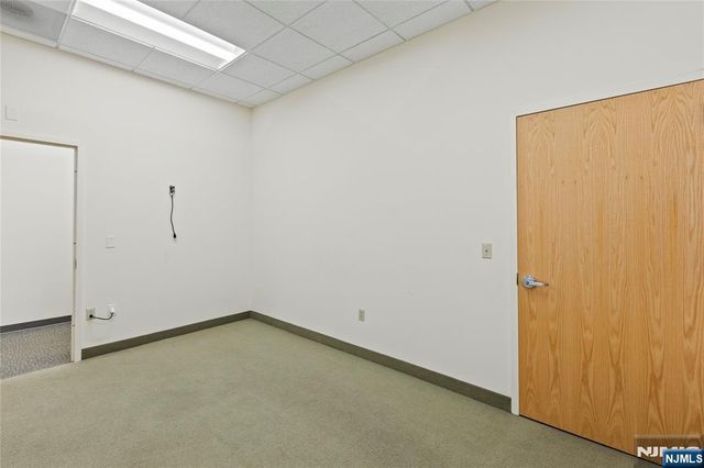 15 Union Avenue, East Rutherford, NJ 07073