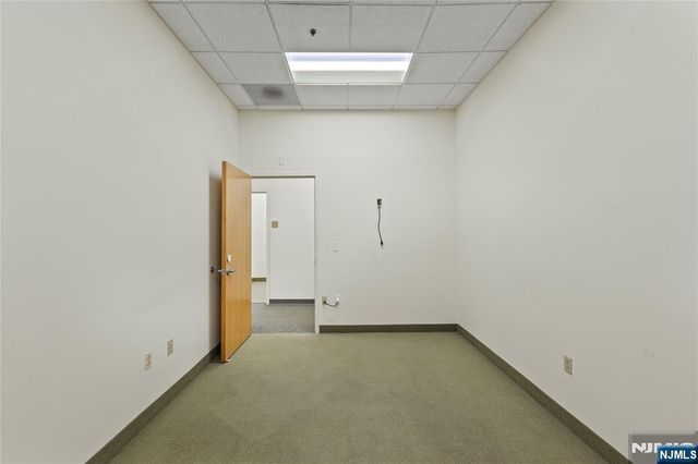 15 Union Avenue, East Rutherford, NJ 07073
