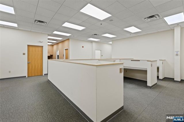 15 Union Avenue, East Rutherford, NJ 07073