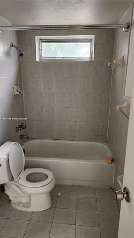 236 Madeira Ave 3, Coral Gables, FL 33134