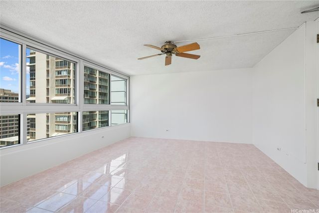 2421 Tusitala Street 1103, Honolulu, HI 96815