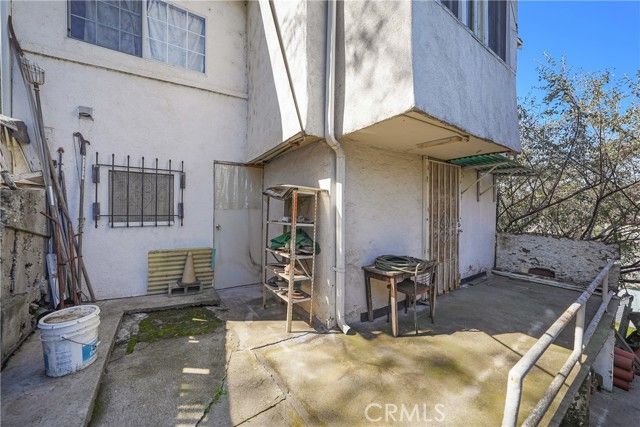 2149 Fargo Street, Los Angeles, CA 90039