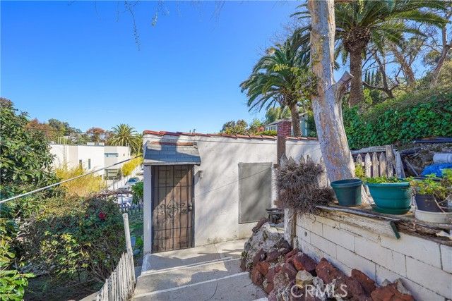 2149 Fargo Street, Los Angeles, CA 90039