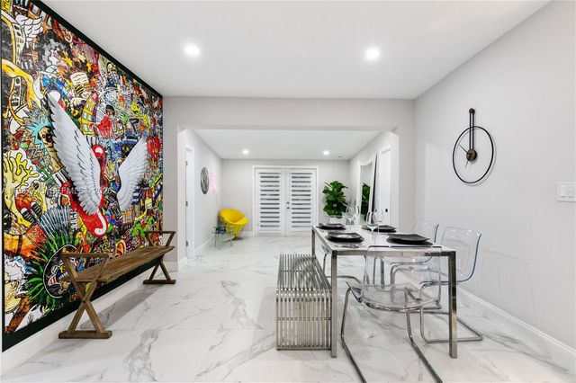 2376 NW 2nd St, Miami, FL 33125