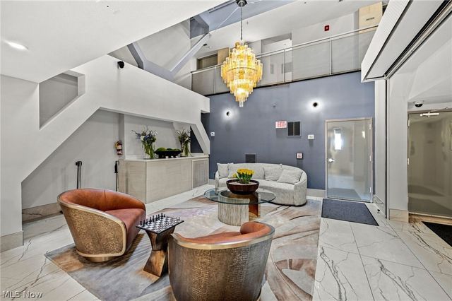 1237 Washington Avenue 402, Cleveland, OH 44113