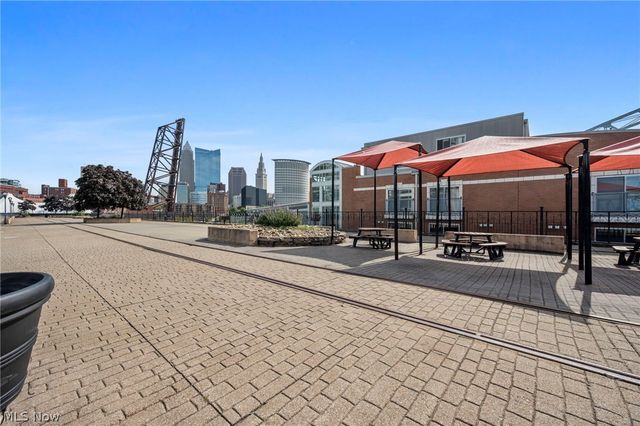 1237 Washington Avenue 402, Cleveland, OH 44113