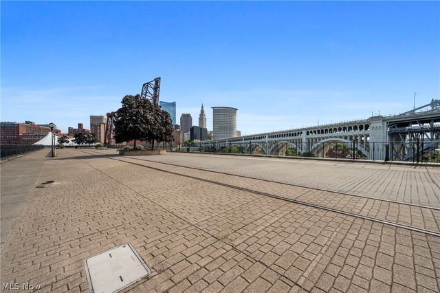 1237 Washington Avenue 402, Cleveland, OH 44113