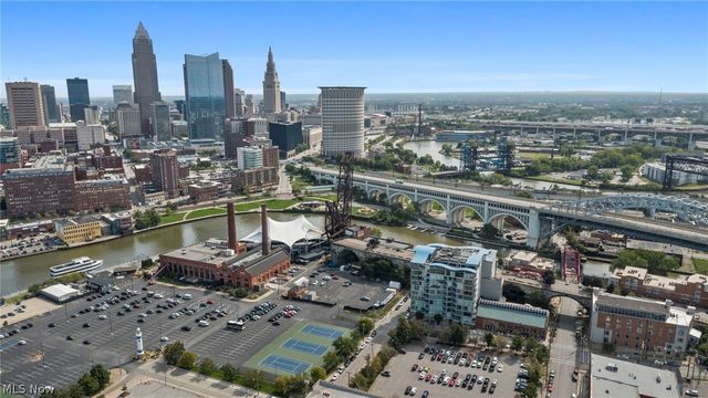 1237 Washington Avenue 402, Cleveland, OH 44113