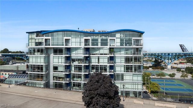 1237 Washington Avenue 402, Cleveland, OH 44113