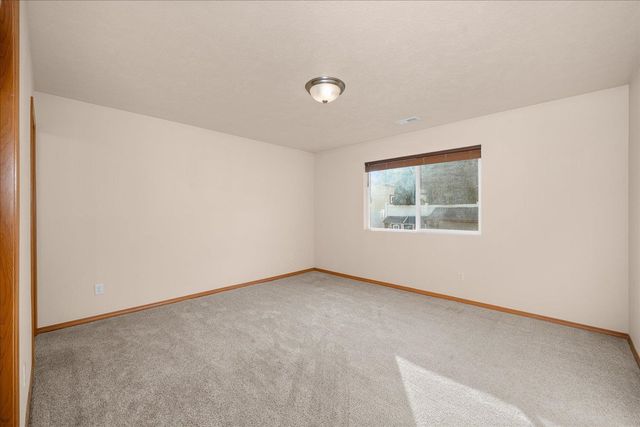 2011 N Arties Ln, Spokane Valley, WA 99016