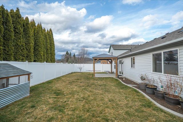 2011 N Arties Ln, Spokane Valley, WA 99016