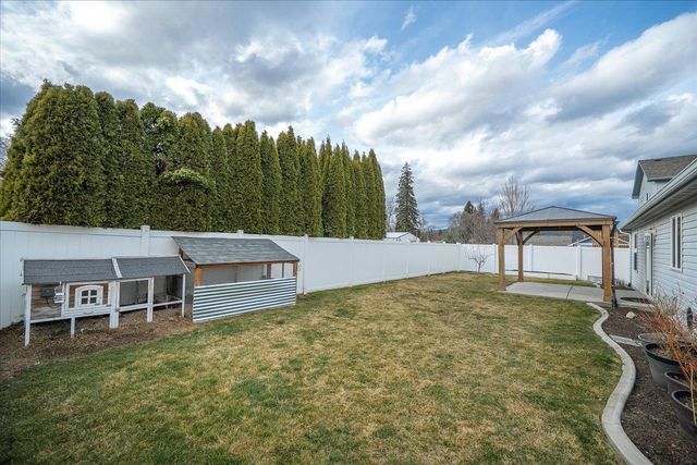 2011 N Arties Ln, Spokane Valley, WA 99016