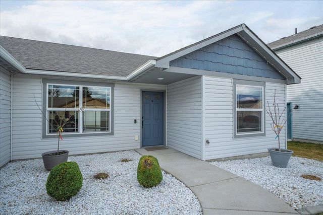 2011 N Arties Ln, Spokane Valley, WA 99016