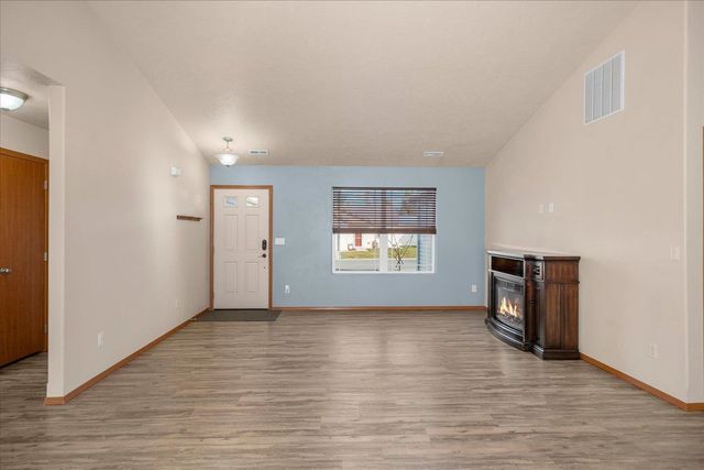 2011 N Arties Ln, Spokane Valley, WA 99016