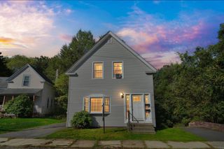220 Orange St, Athol, MA 01331
