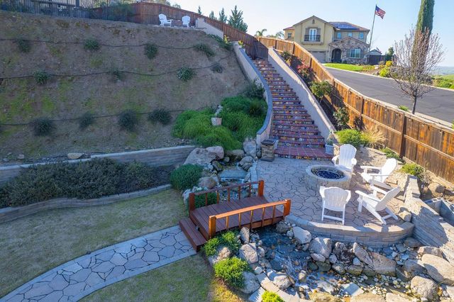 18729 Via Bellagio, Friant, CA 93626