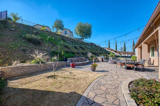 18729 Via Bellagio, Friant, CA 93626