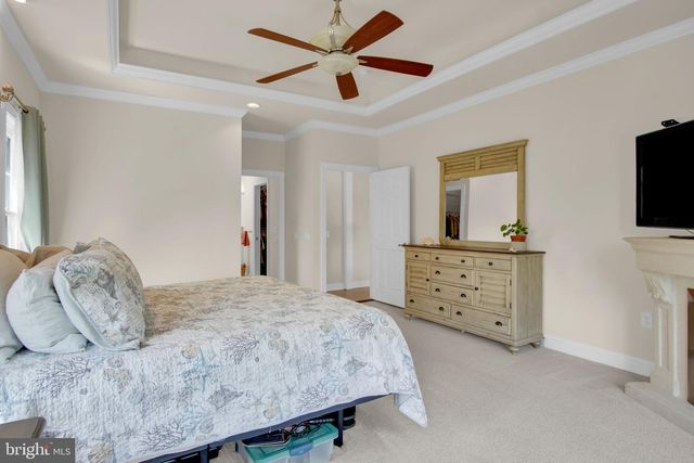 35 PRESIDENTS DRIVE, Mechanicsburg, PA 17050